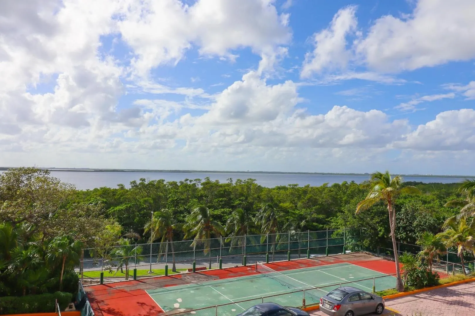 Apartman Sunrise Views Over The Lagoon Cancún